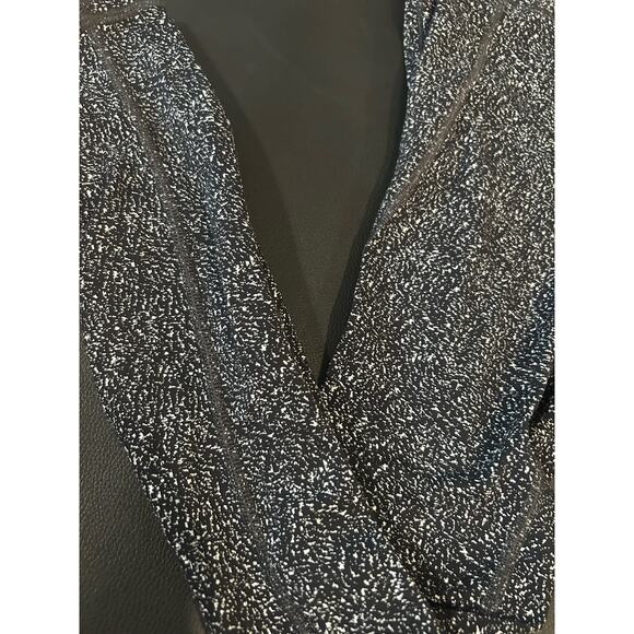 Athleta Medium Cropped Leggings Speckled Black White Gray Neutral Color - Picture 3 of 6